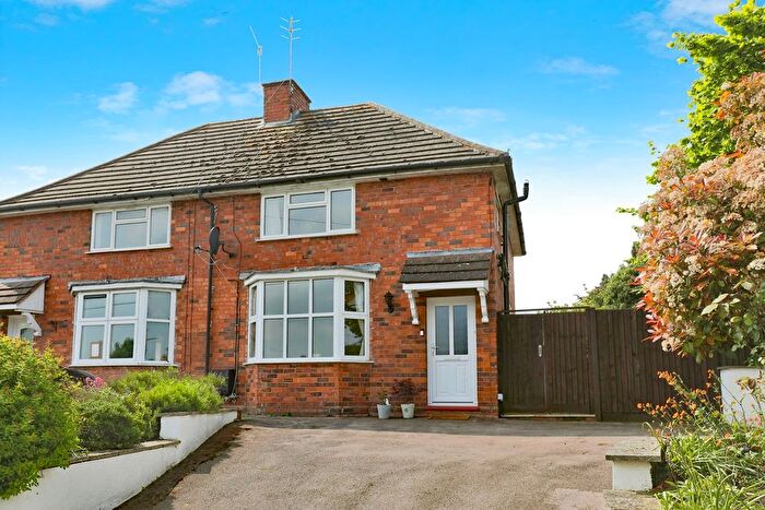 3 Bedroom Semi-Detached House For Sale In Rail Ground, Pershore, WR10