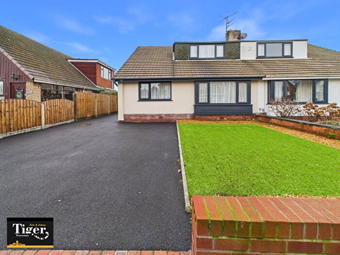 3 Bedroom Semi-Detached Bungalow For Sale In Waddington Road, Lytham St. Annes, FY8