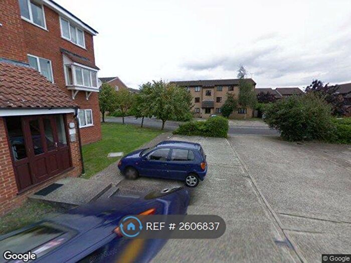 2 Bedroom Flat To Rent In Millhaven Close, Romford, RM6