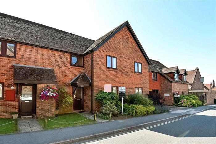2 Bedroom Flat For Sale In Alders Court, Station Road, Alresford, Hampshire, SO24