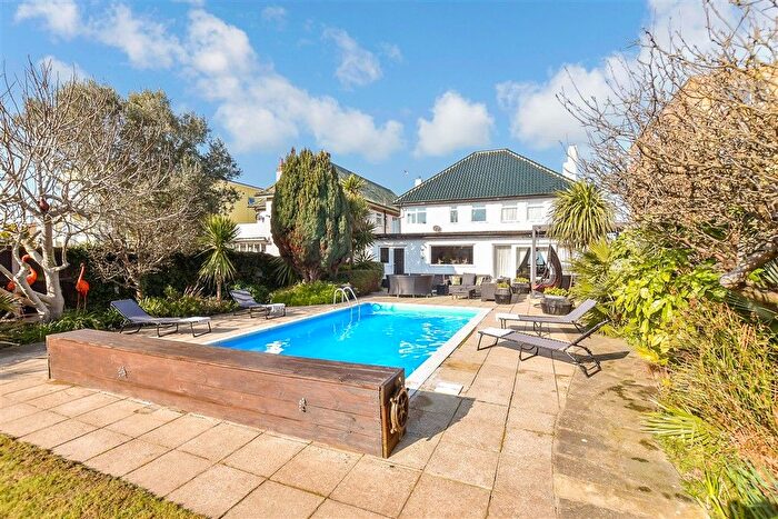 5 Bedroom Detached House For Sale In Palm Bay Avenue, Margate, Kent, CT9