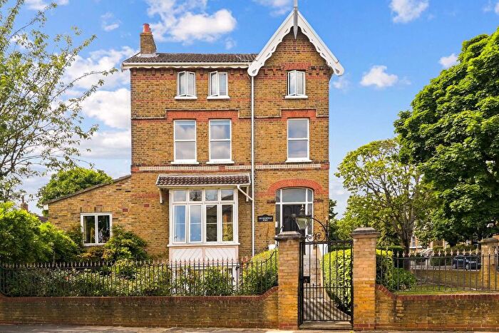 1 Bedroom Flat To Rent In Churchfield Road, London, W13