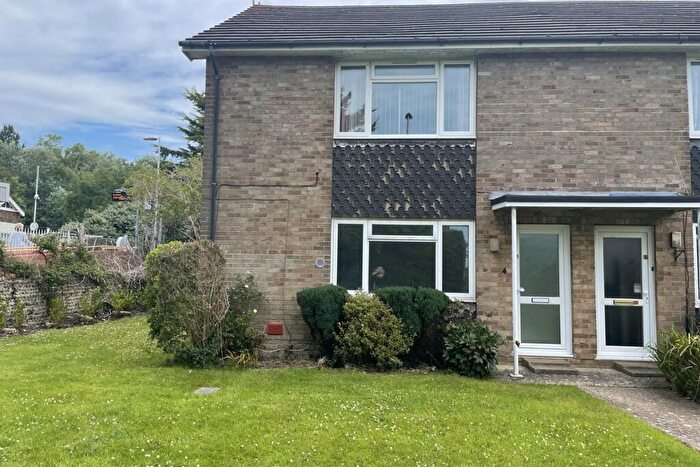 1 Bedroom Flat For Sale In Campbell Court, Goring Street, Goring By Sea, Worthing, West Sussex, BN12