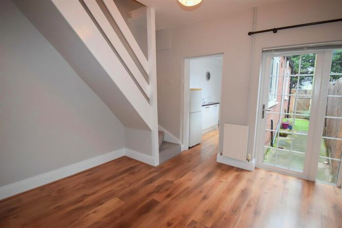 2 Bedroom Terraced House To Rent In Lower Ebor Street, York, YO23