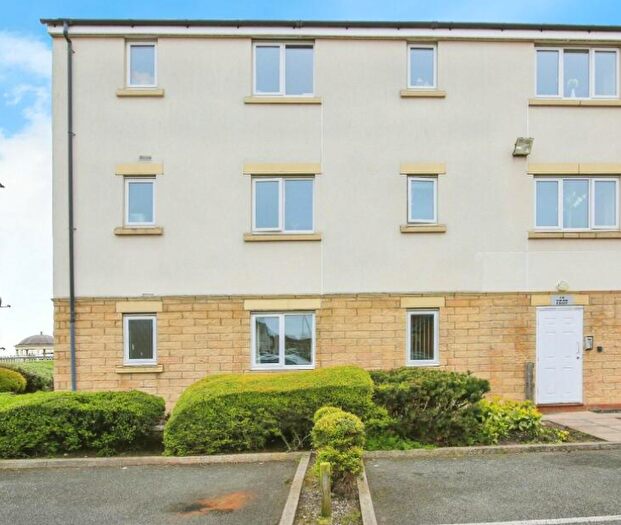 2 Bedroom Flat For Sale In Viking Court, South Shore, Blyth, Northumberland, NE24
