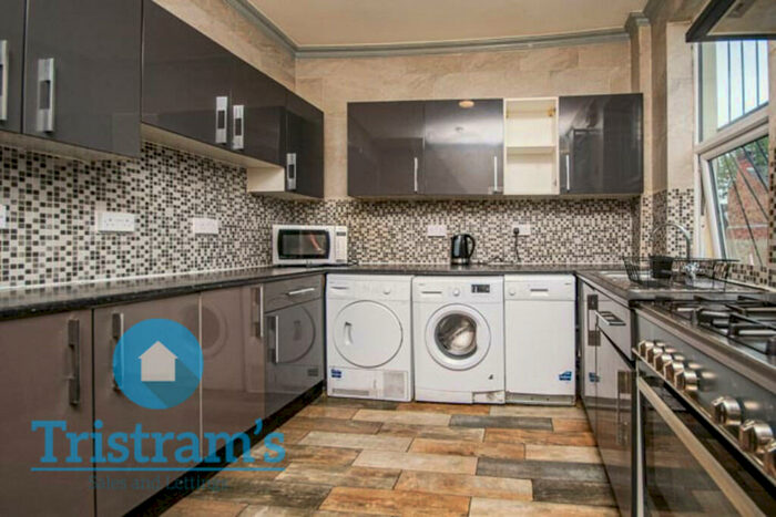 1 Bedroom Apartment To Rent In Room, Ilkeston Road, Nottingham, NG7