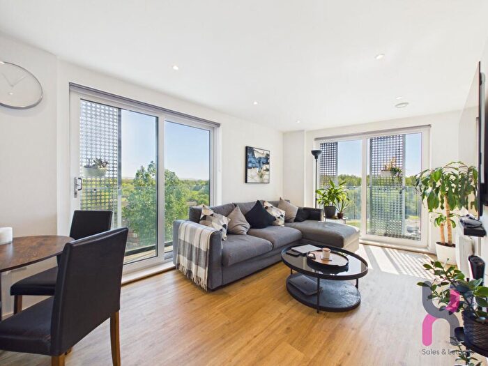 2 Bedroom Flat For Sale In S The Plaza, Every Street, Manchester, M4