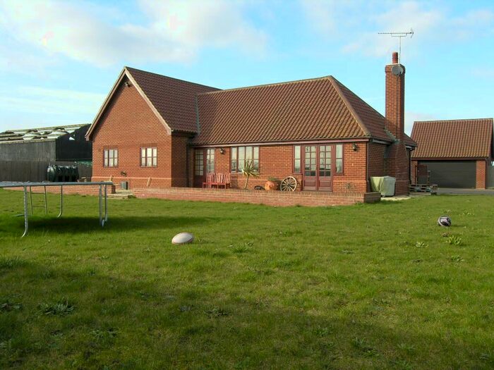 6 Bedroom Detached House To Rent In Hadleigh Road, Sproughton, Ipswich, IP8