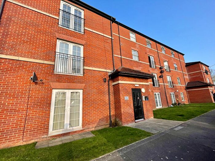 2 Bedroom Apartment To Rent In Lambwath Hall Court, Bransholme, Hull, HU7