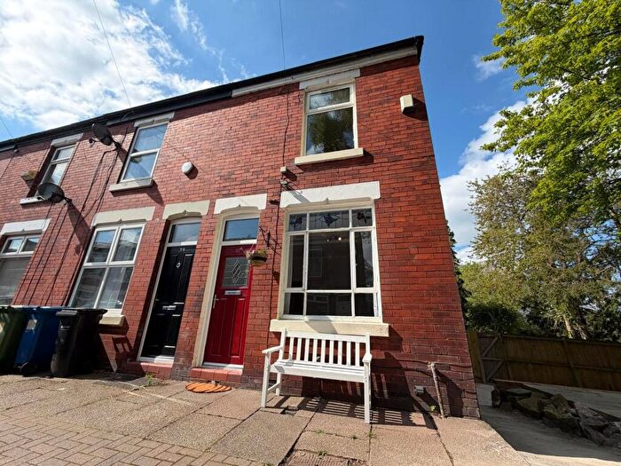 2 Bedroom End Of Terrace House To Rent In Sandown Road, Stockport, Greater Manchester, SK3