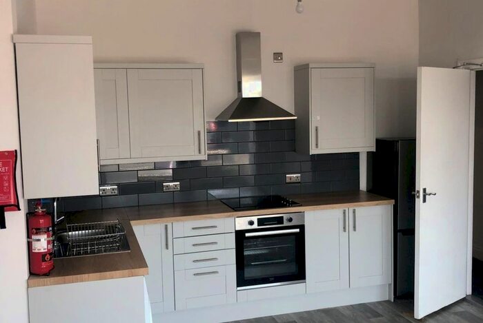 1 Bedroom Flat To Rent In Oystermouth Road, Swansea, SA1