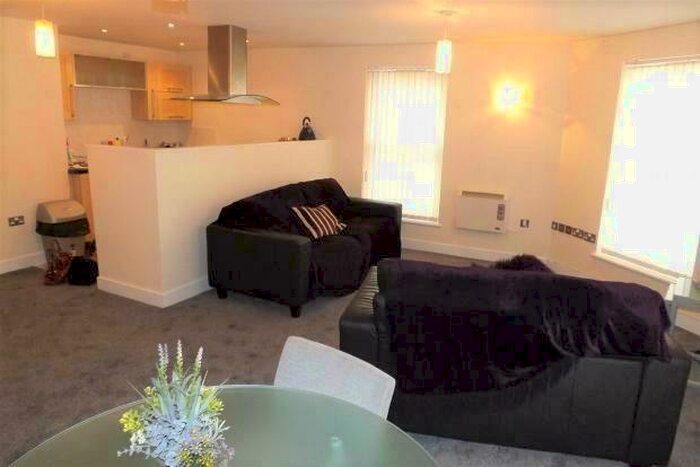 2 Bedroom Apartment To Rent In Woolton Street, Liverpool, L25
