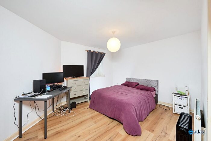 2 Bedroom Flat For Sale In Ellerman Road, Brunswick Dock, L3