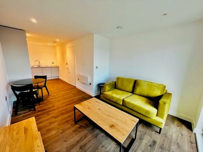 1 Bedroom Apartment To Rent In Waterhouse, Salford, M5