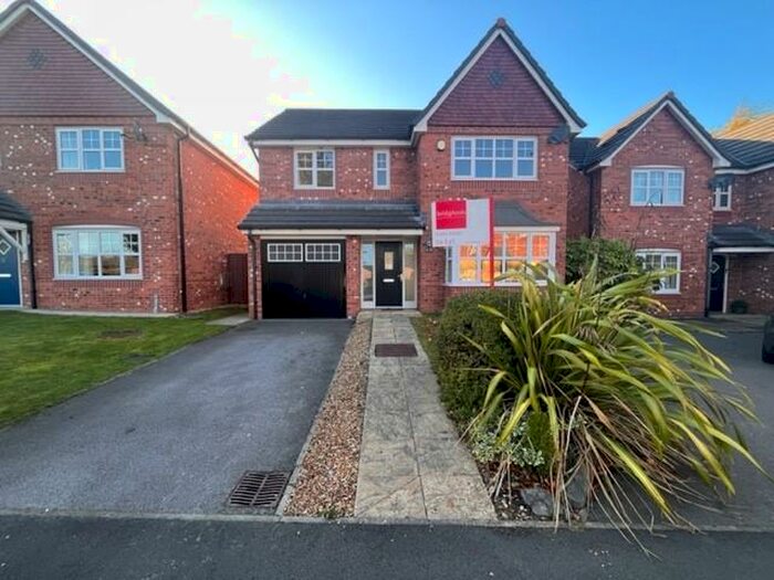 4 Bedroom House To Rent In Wrenmere Close, Sandbach, CW11