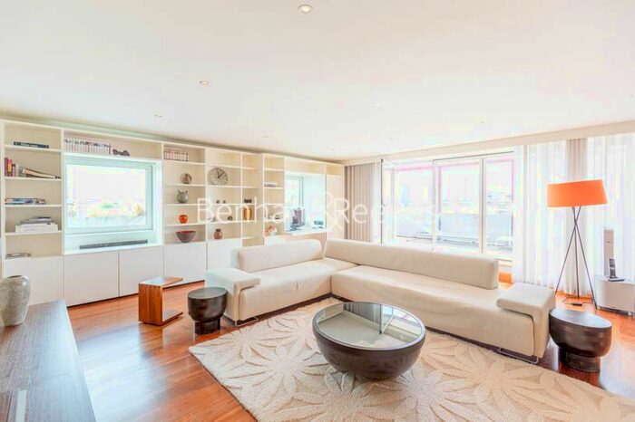 2 Bedroom Flat To Rent In Copthorne Hotel, Fulham Road, SW6