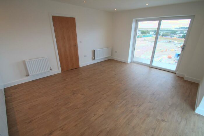 2 Bedroom Apartment To Rent In Stirling Drive, Luton, LU2