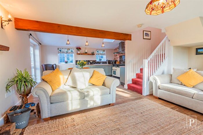 4 Bedroom Detached House For Sale In Walton Road, Kirby-Le-Soken, Frinton-On-Sea, CO13