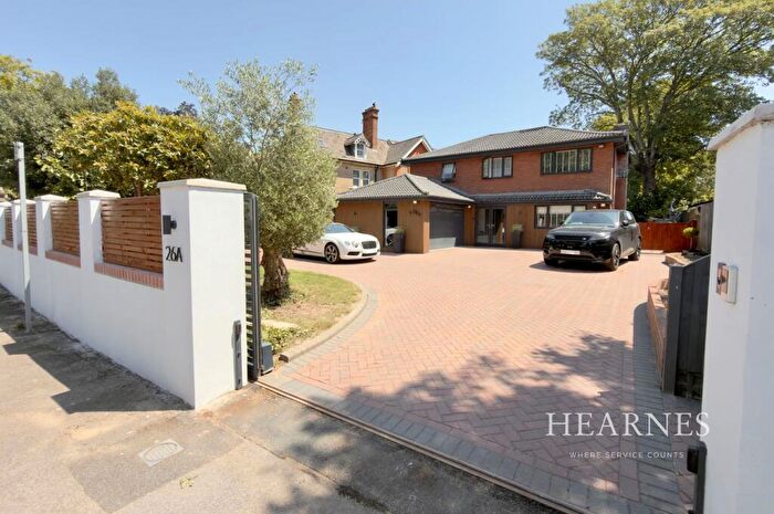 4 Bedroom Detached House For Sale In Cavendish Road, Dean Park, Bournemouth, BH1
