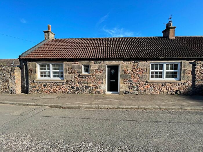 2 Bedroom Semi-Detached Bungalow For Sale In Pitlethie Road, St. Andrews, KY16