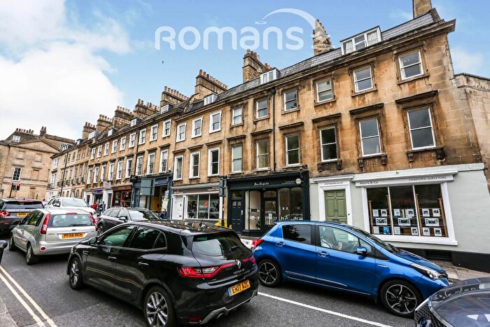 2 Bedroom Flat To Rent In Chapel Row, Bath, BA1