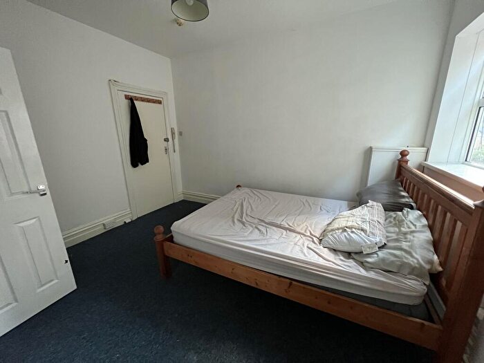 Flat To Rent In Flat, Harkwood Court, Bournemouth Road, Bournemouth, Dprset, BH14