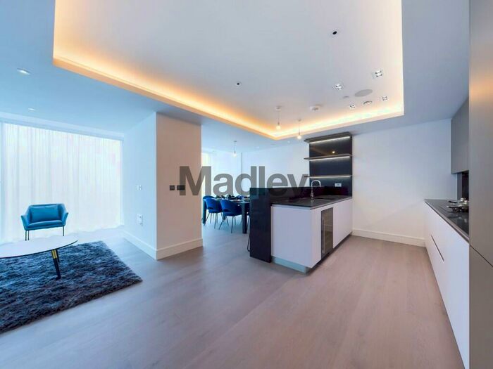 3 Bedroom Flat To Rent In Bollinder Place, London, EC1V