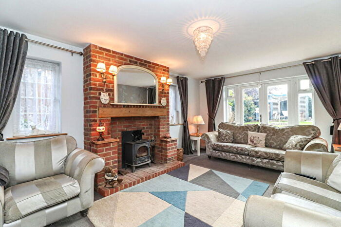 4 Bedroom Detached House For Sale In Whelpley Hill, Chesham, HP5