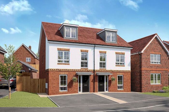 3 Bedroom Semi Detached House For Sale In Lindridge Road, Sutton Coldfield, B75