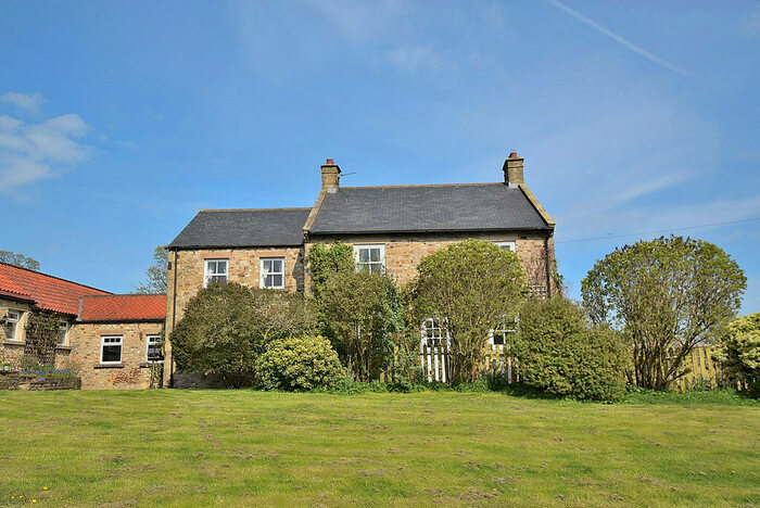 5 Bedroom Farm House To Rent In Middleton Tyas, DL10