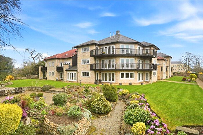 3 Bedroom Apartment For Sale In Scott Lane, Wetherby, West Yorkshire, LS22