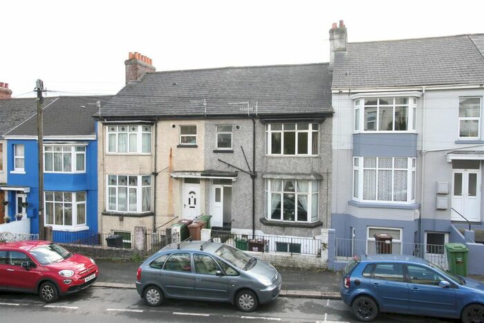 1 Bedroom Flat To Rent In Old Laira Road, Laira, Plymouth, PL3