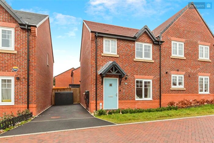 3 Bedroom Semi-Detached House For Sale In Henry Warren Place, Henhull, Nantwich, Cheshire, CW5