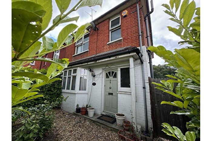 3 Bedroom End Of Terrace House To Rent In Triggs Lane, Woking, GU21