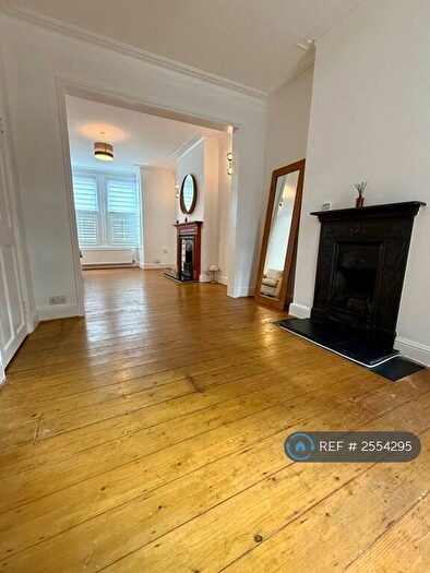 3 Bedroom Terraced House To Rent In Brafferton Road, Croydon, CR0