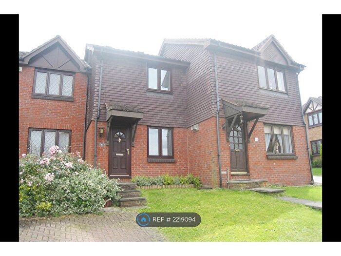 2 Bedroom Terraced House To Rent In Gables Close, London, SE12