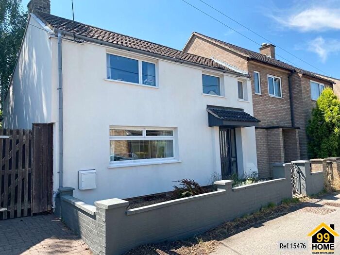 4 Bedroom Semi-Detached House For Sale In Burgess Road, Waterbeach, Cambridge, United Kingdom, CB25