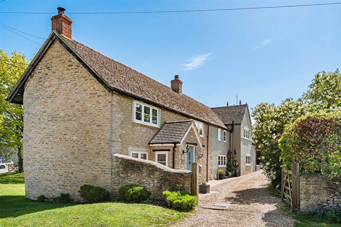 3 Bedroom Cottage For Sale In Charlton On Otmoor, Kidlington, OX5