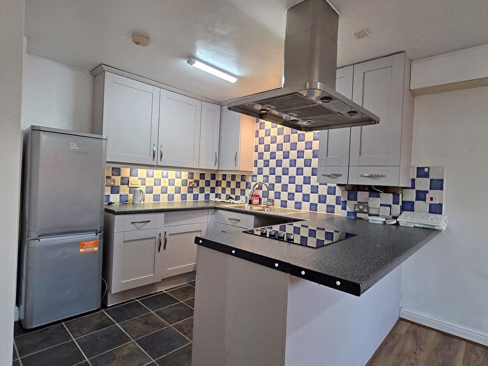 2 Bedroom Flat To Rent In Malden Road, Watford, WD17