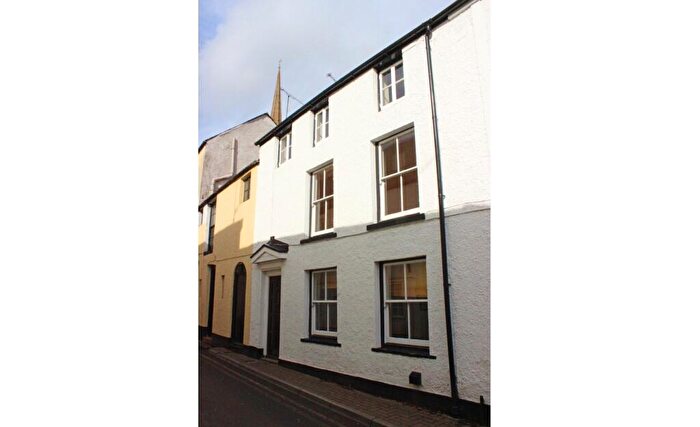 3 Bedroom Town House For Sale In St Mary Street, Monmouth, NP25