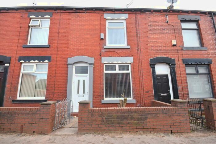 2 Bedroom Terraced House To Rent In Shaw Road, Royton, Oldham, OL2