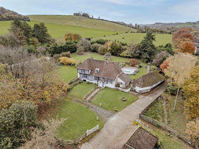 4 Bedroom Detached House For Sale In Hogbrook Hill Lane, Alkham, Dover, CT15