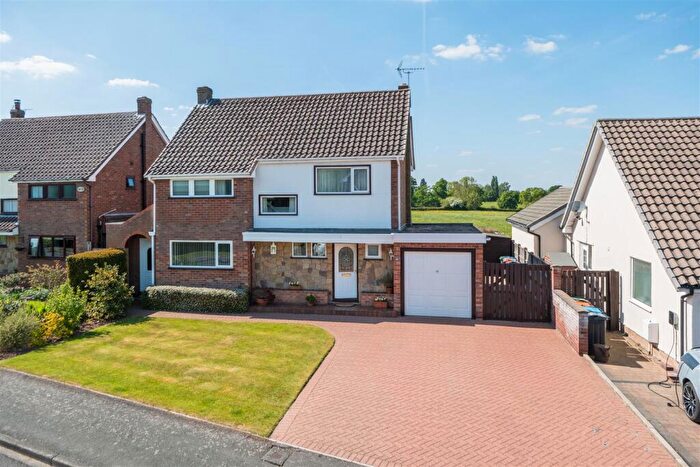 3 Bedroom Detached House For Sale In Rookery Drive, Tattenhall, CH3