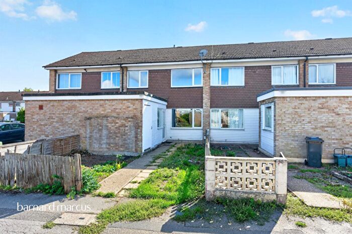 3 Bedroom Terraced House For Sale In Ormonde Avenue, Epsom, KT19