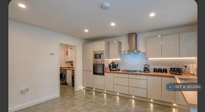 4 Bedroom Detached House To Rent In Priory Road, Solihull, B90