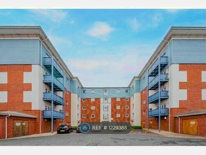 2 Bedroom Flat To Rent In Bittern House, West Drayton UB7