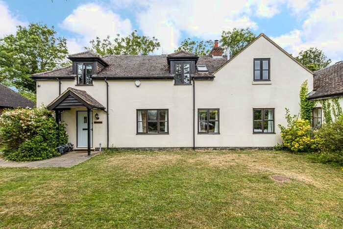 4 Bedroom Cottage For Sale In Chiddingstone Causeway, Tonbridge, TN11