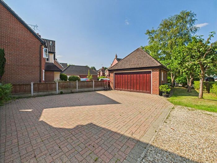 4 Bedroom Detached House For Sale In Spring Way, Sible Hedingham, Halstead, CO9