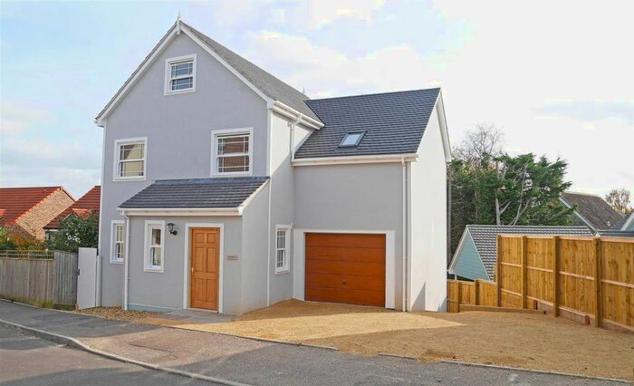 4 Bedroom Detached House To Rent In Langdons Way, Tatworth, Chard, TA20