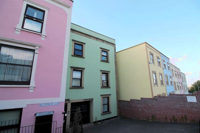 1 Bedroom Flat To Rent In B Richmond Street, Totterdown, BS3